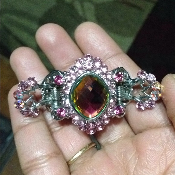 Rhinestones metal butterfly clip - Picture 1 of 5